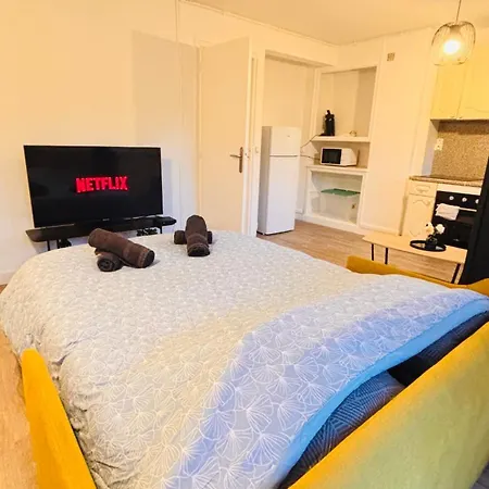 Le Coin Soleil - Netflix - Insead * Fontainebleau