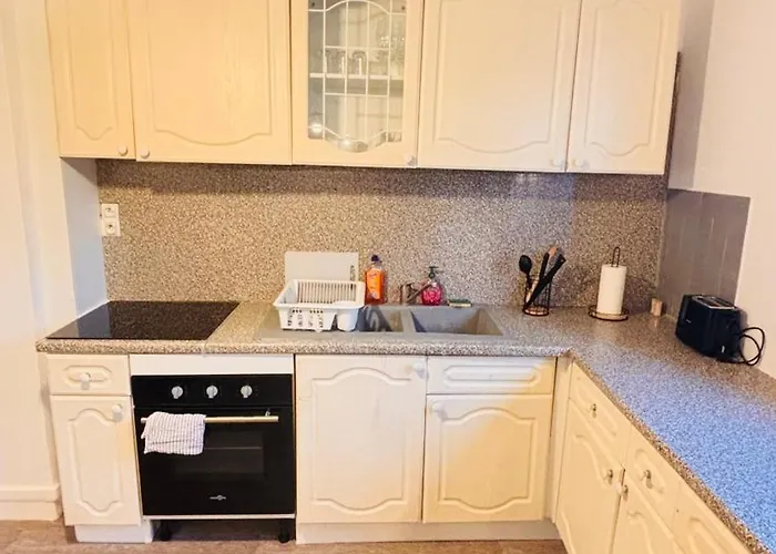 Le Coin Soleil - Netflix - Insead * Fontainebleau